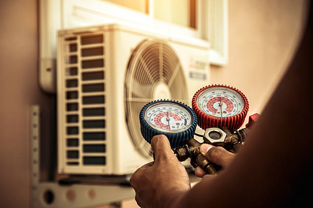 Professional Hvac technician working in Laurel Hill, VA